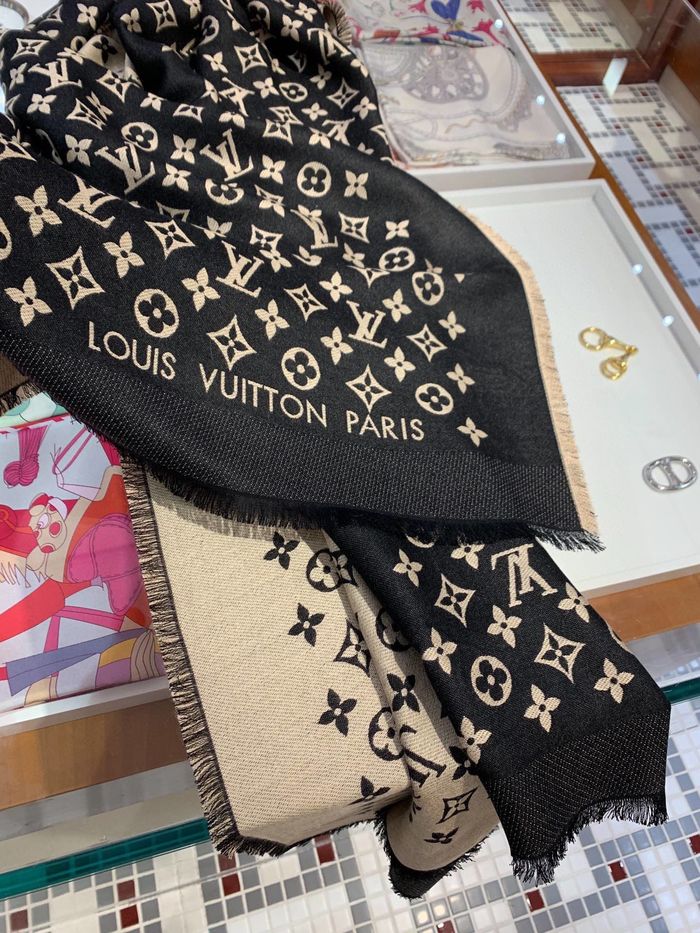 Louis Vuitton Scarf LV00060